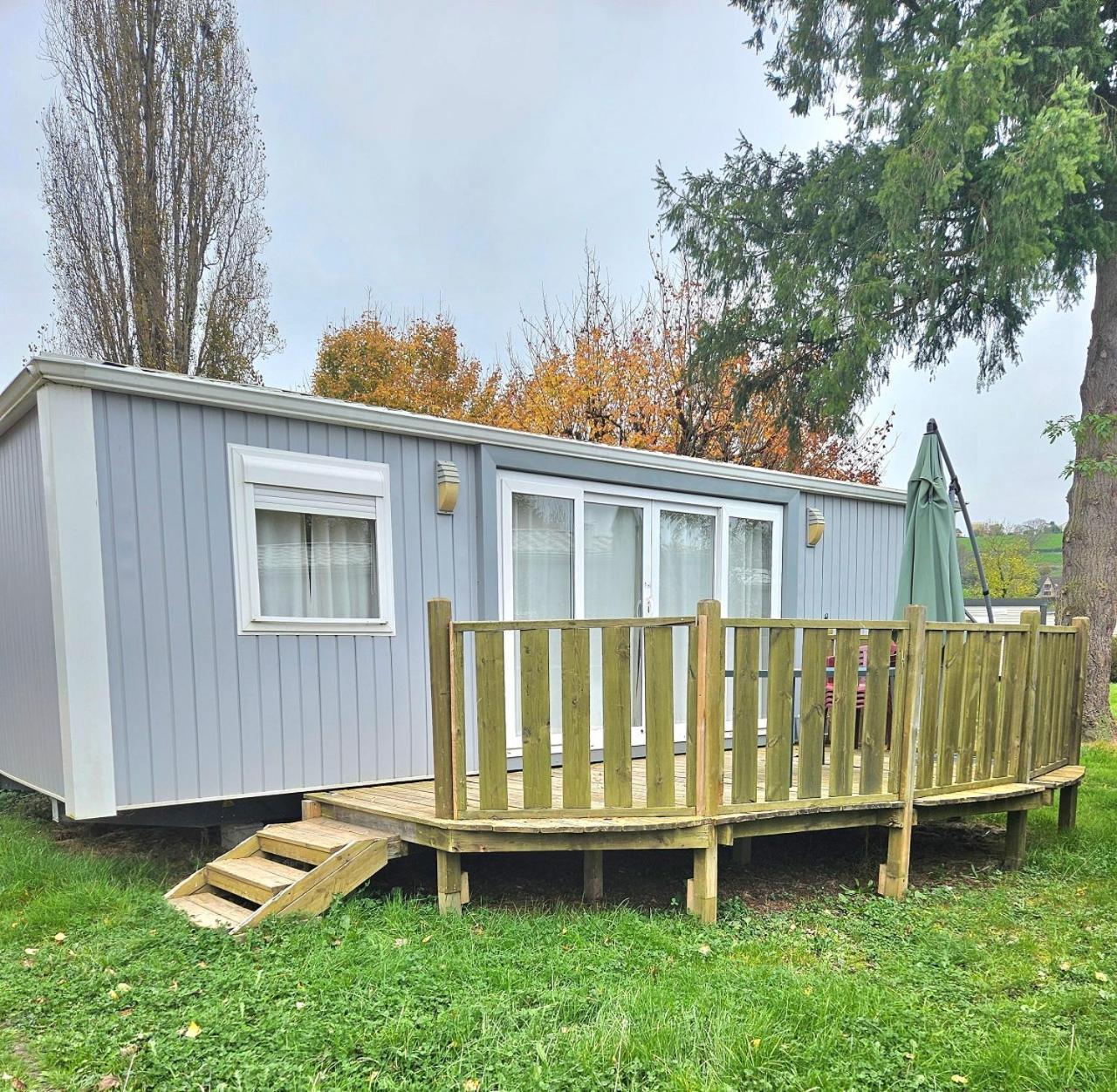 Camping De Charlieu - Mobile Home Exterior photo