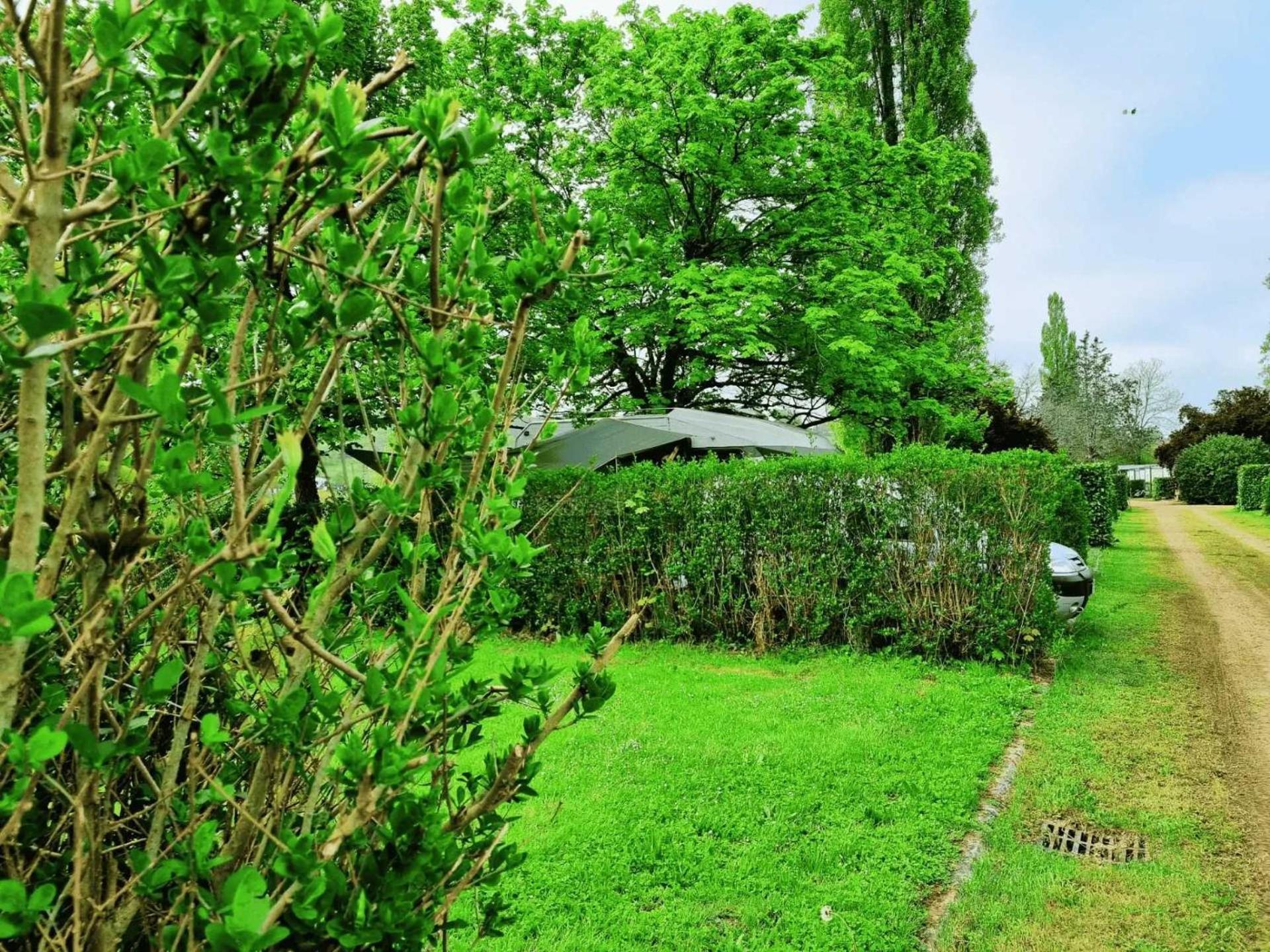 Camping De Charlieu - Mobile Home Exterior photo