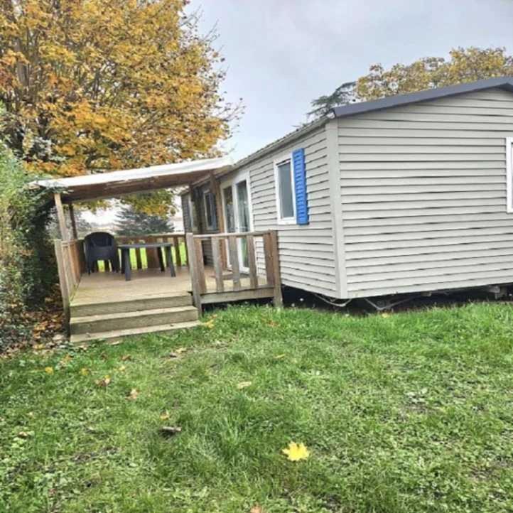 Camping De Charlieu - Mobile Home Exterior photo